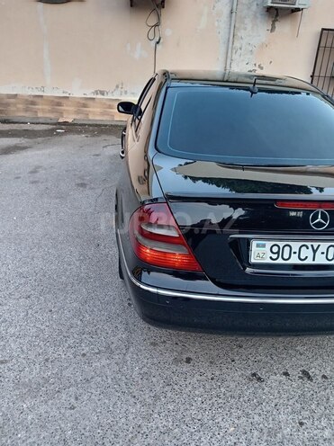 Mercedes E 270 2004, 453,886 km - 2.7 л - Sumqayıt