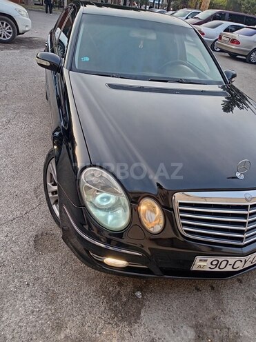 Mercedes E 270 2004, 453,886 km - 2.7 л - Sumqayıt