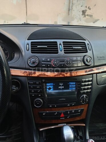 Mercedes E 270 2004, 453,886 km - 2.7 л - Sumqayıt