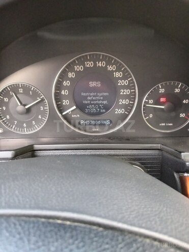 Mercedes E 270 2004, 453,886 km - 2.7 л - Sumqayıt