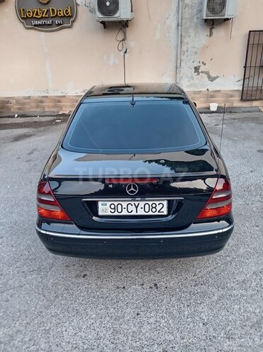 Mercedes E 270 2004, 453,886 km - 2.7 л - Sumqayıt