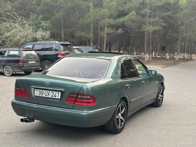 Mercedes E 230 1996, 304,000 km - 2.3 l - Sumqayıt