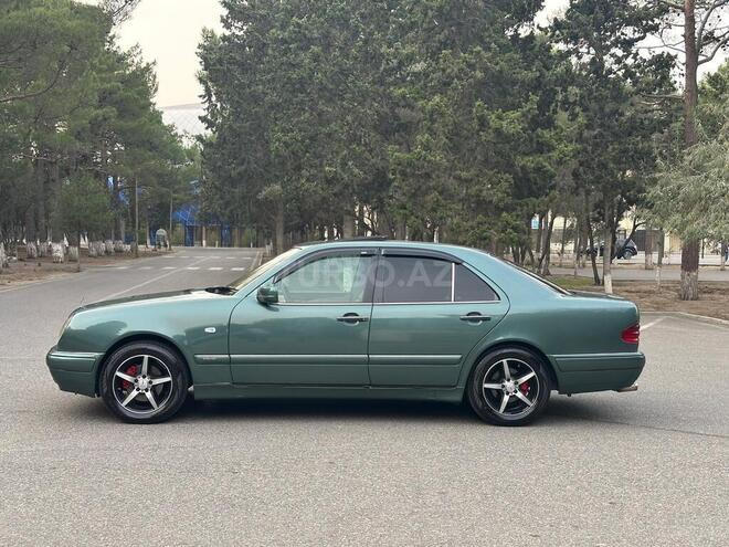Mercedes E 230 1996, 304,000 km - 2.3 l - Sumqayıt