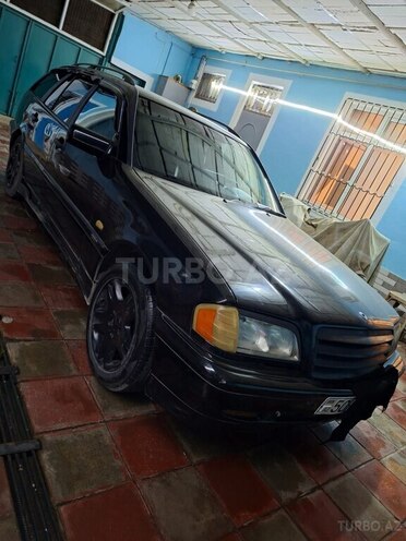 Mercedes C 200 2000, 483,400 km - 2.0 l - Xırdalan