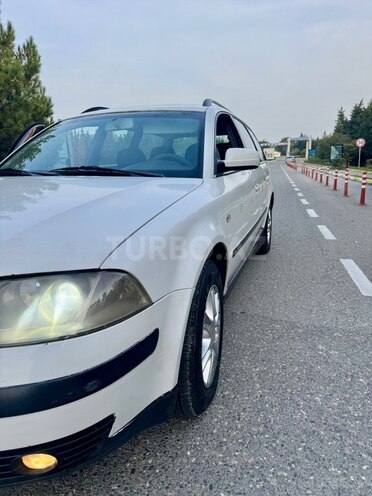 Volkswagen Passat 2001, 250,000 km - 1.9 l - Bakı