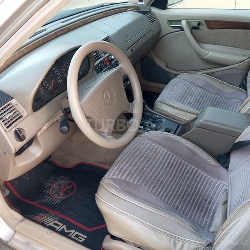 Mercedes C 220 1994, 155,200 km - 2.2 l - Masallı