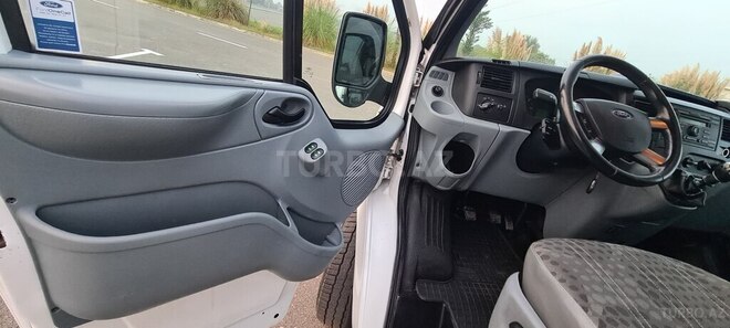 Ford Transit 2007, 194,000 km - 2.4 л - Astara