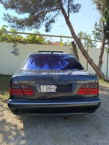 Mercedes E 270 2000, 369,310 km - 2.7 l - Bakı