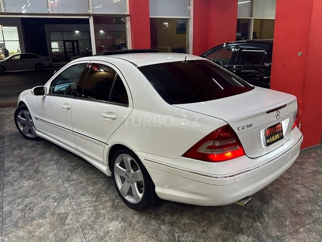 Mercedes C 230 2005, 286,000 km - 2.5 l - Sumqayıt