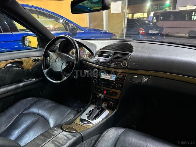 Mercedes E 220 2002, 353,000 km - 2.2 l - Sumqayıt