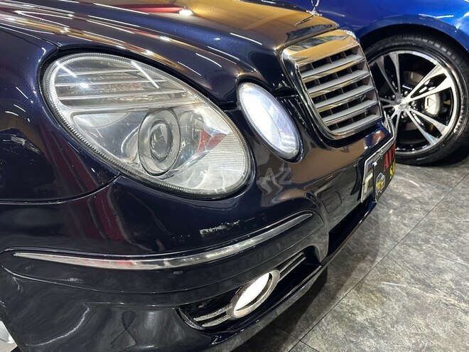 Mercedes E 220 2002, 353,000 km - 2.2 l - Sumqayıt