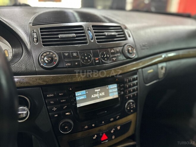 Mercedes E 220 2002, 353,000 km - 2.2 l - Sumqayıt