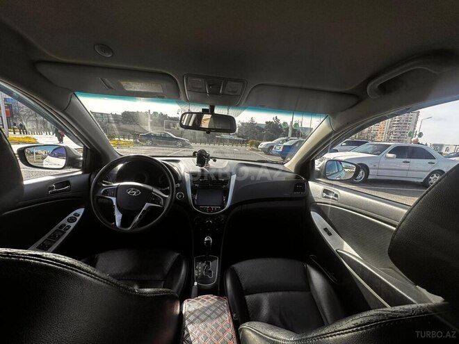 Hyundai Accent 2011, 217,000 km - 1.4 л - Bakı