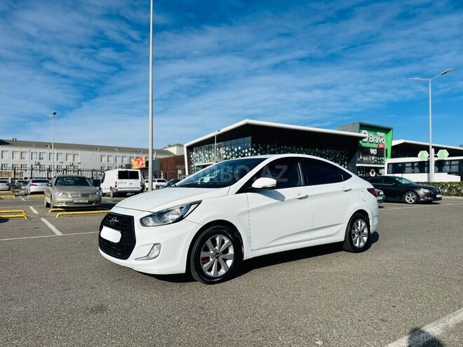 Hyundai Accent 2011, 217,000 km - 1.4 л - Bakı