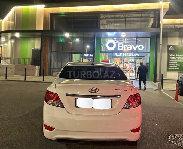 Hyundai Accent 2011, 217,000 km - 1.4 л - Bakı