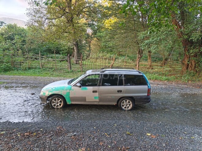Opel Astra 1995, 234,526 km - 1.7 l - Qax