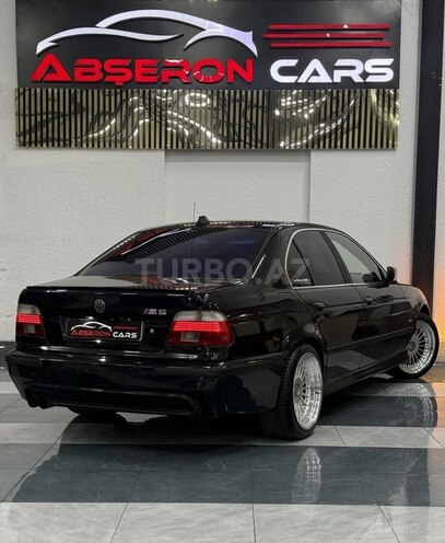 BMW 530 2002, 320,000 km - 3.0 l - Sumqayıt