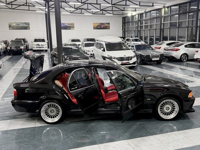 BMW 530 2002, 320,000 km - 3.0 l - Sumqayıt