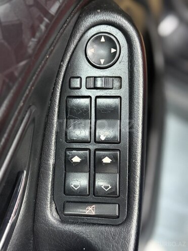 BMW 530 2002, 320,000 km - 3.0 l - Sumqayıt