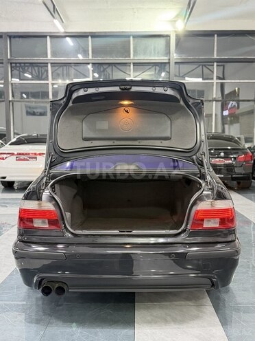 BMW 530 2002, 320,000 km - 3.0 l - Sumqayıt