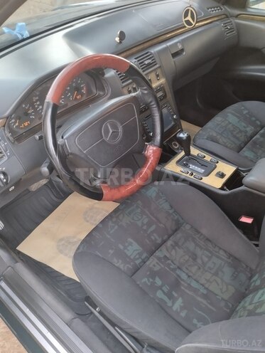 Mercedes E 230 1996, 630,000 km - 2.3 l - Sumqayıt