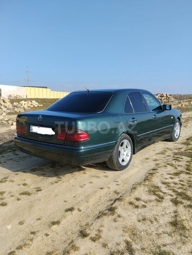 Mercedes E 230 1996, 630,000 km - 2.3 l - Sumqayıt