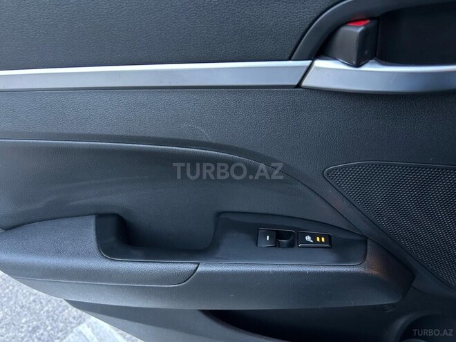 Hyundai Elantra 2019, 194,100 km - 1.6 л - Bakı