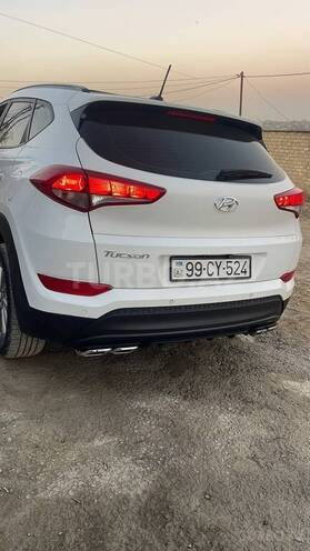Hyundai Tucson 2016, 135,000 km - 1.7 l - Quba