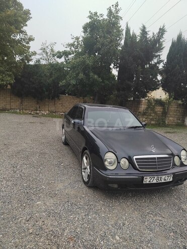 Mercedes E 240 2001, 274,193 km - 2.4 л - Xaçmaz