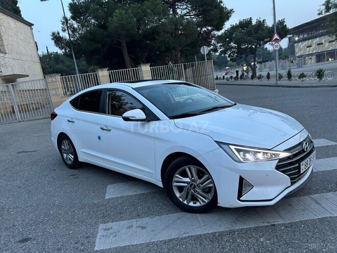 Hyundai Elantra 2019, 194,100 km - 1.6 л - Bakı