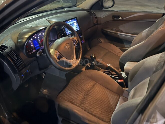 Hyundai i30 2011, 322,112 km - 1.4 л - Bakı