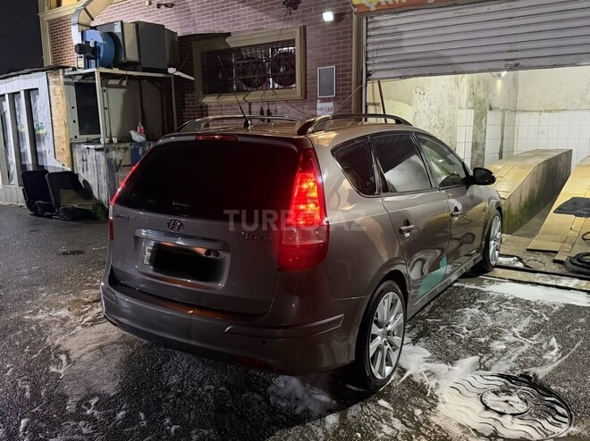 Hyundai i30 2011, 322,112 km - 1.4 л - Bakı