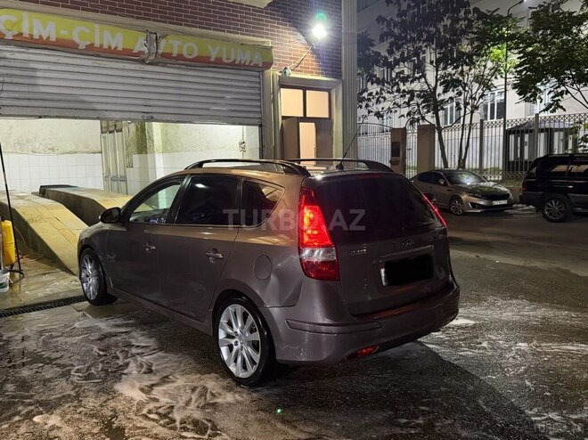 Hyundai i30 2011, 322,112 km - 1.4 л - Bakı