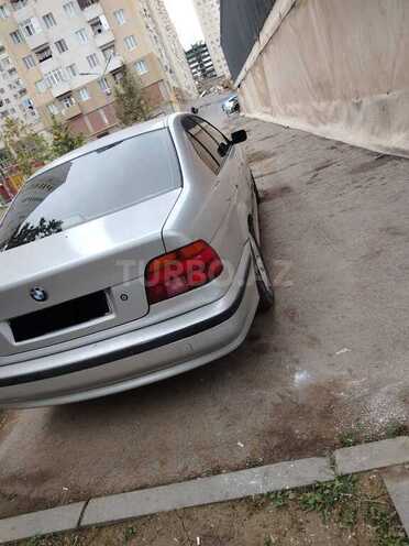 BMW 523 1997, 212,312 km - 2.5 l - Xırdalan