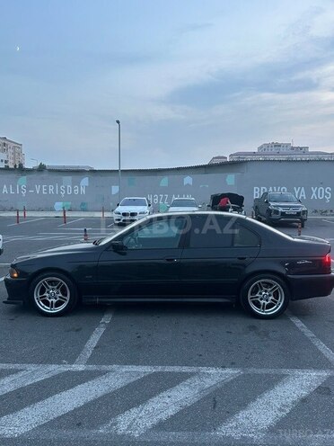 BMW 525 2001, 310,000 km - 2.5 l - Sumqayıt