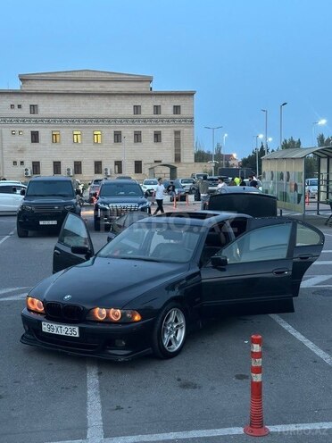 BMW 525 2001, 310,000 km - 2.5 l - Sumqayıt