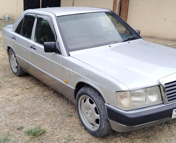 Mercedes 190 1993, 375,000 km - 2.0 l - Goranboy