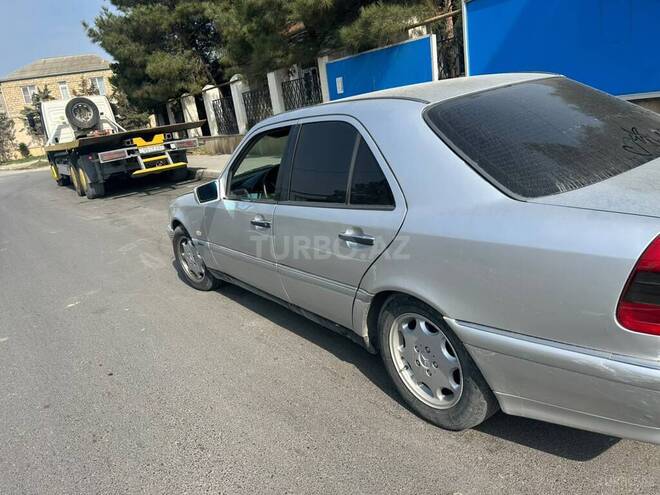 Mercedes C 200 1995, 335,000 km - 2.0 l - Bakı