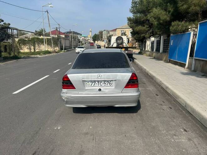 Mercedes C 200 1995, 335,000 km - 2.0 l - Bakı