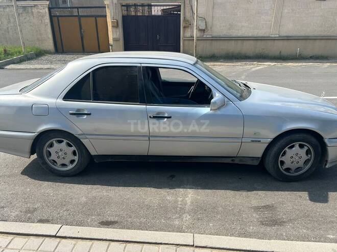 Mercedes C 200 1995, 335,000 km - 2.0 l - Bakı