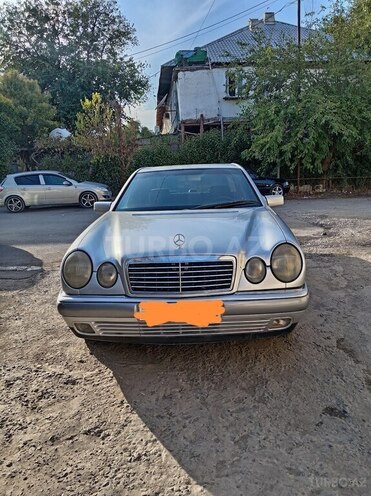 Mercedes E 240 1997, 315,888 km - 2.4 l - Gəncə