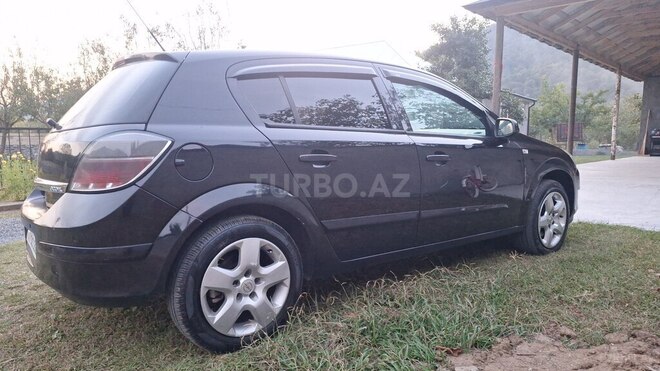 Opel Astra 2008, 330,000 km - 1.3 l - Zaqatala