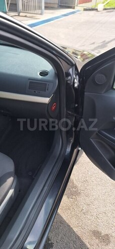 Opel Astra 2008, 330,000 km - 1.3 l - Zaqatala