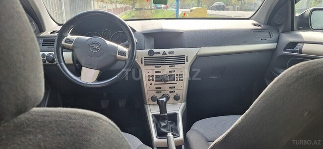Opel Astra 2008, 330,000 km - 1.3 l - Zaqatala