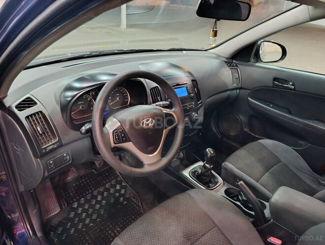 Hyundai i30 2010, 350,000 km - 1.4 l - Bakı