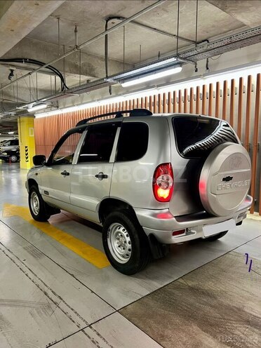 Chevrolet Niva 2006, 200,000 km - 1.7 l - Gəncə