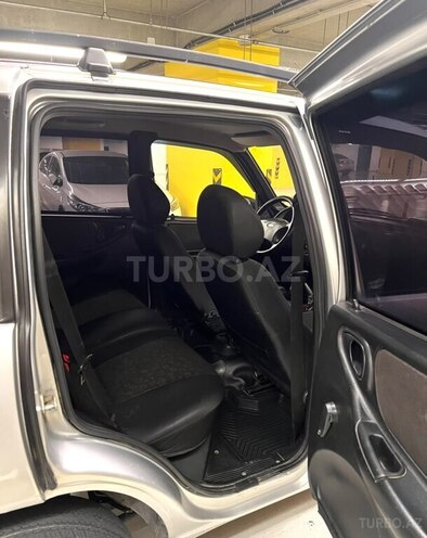 Chevrolet Niva 2006, 200,000 km - 1.7 l - Gəncə