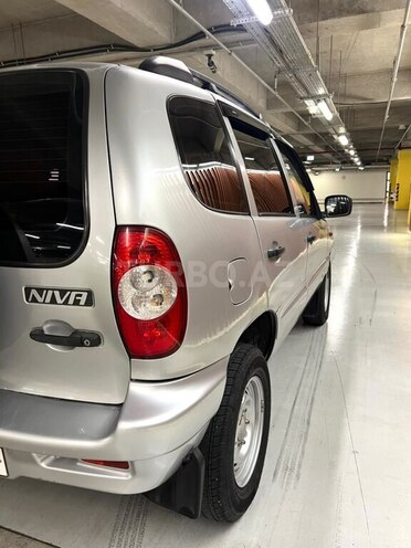 Chevrolet Niva 2006, 200,000 km - 1.7 l - Gəncə