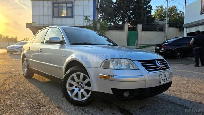 Volkswagen Passat 2002, 210,000 km - 1.8 л - Bakı