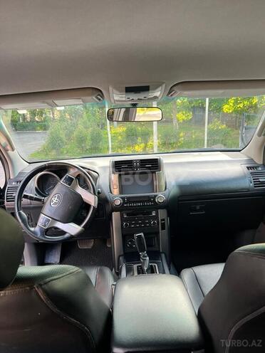 Toyota Land Cruiser Prado 2012, 237,000 km - 2.7 l - Zaqatala